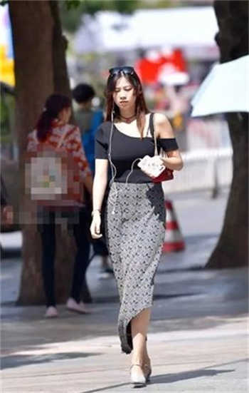 女主角叫宋绯烟男主叫千羽