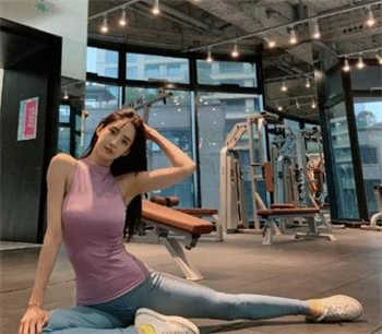 征服征服二儿媳李宛仪