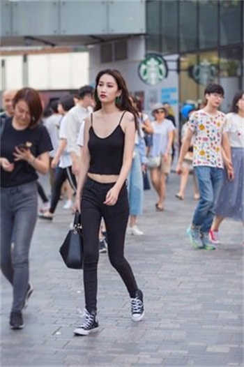 电子厂里领导泡女人
