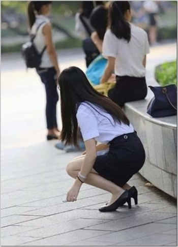 小学生小背心透光图