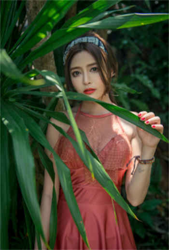 闪婚男神通灵妻