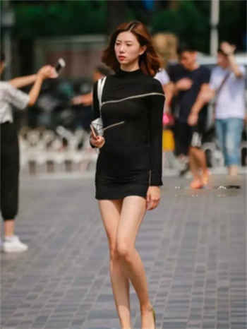 害羞妻子第一次玩换交
