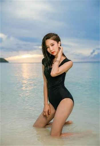 小菜头喵喵喵jk白丝