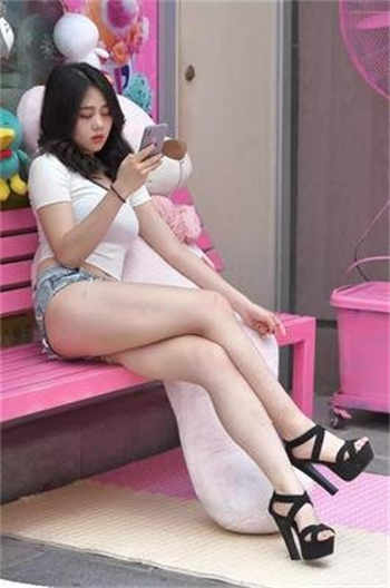 小雷外婆初试云雨