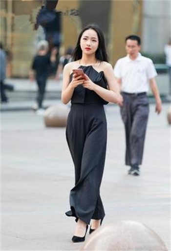 王多鱼打扑克视频网盘
