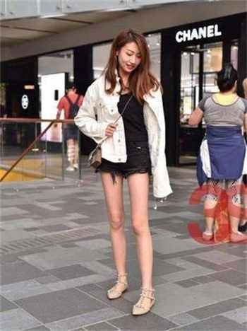 少女终末旅行脸扁图片
