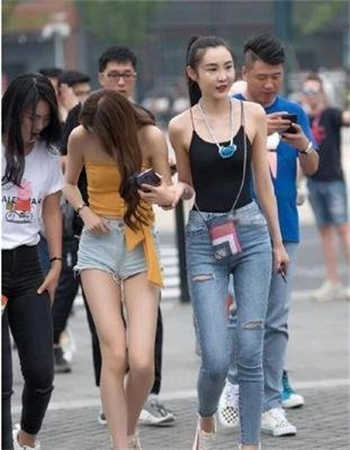 家教男老师和学生打扑克