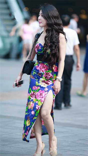 菜市场菜老板和妻子