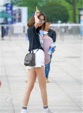 md0056女刺青师艾秋