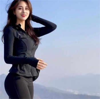 菜市场菜老板和妻子